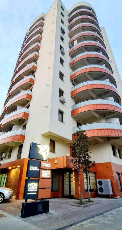 Red Accommodation Near Palas Mall ياش المظهر الخارجي الصورة