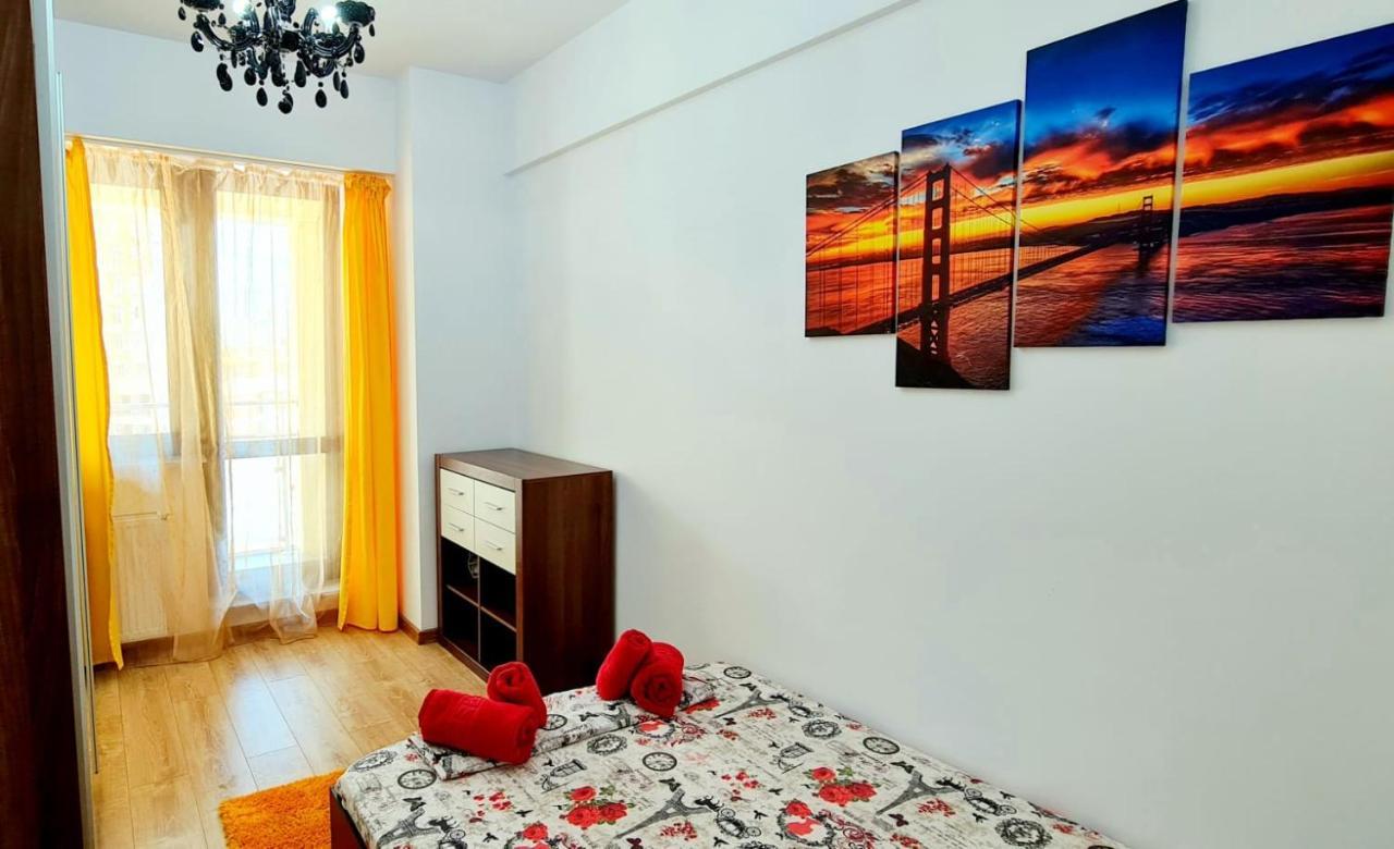 Red Accommodation Near Palas Mall ياش المظهر الخارجي الصورة