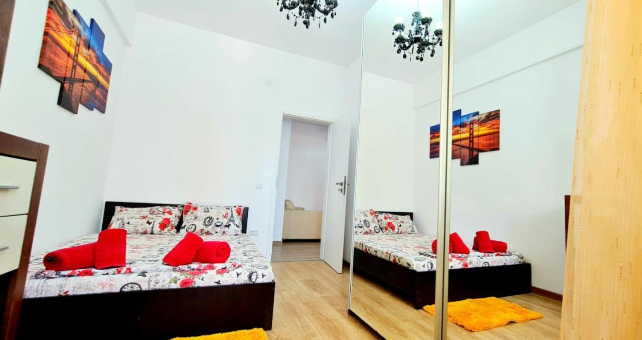 Red Accommodation Near Palas Mall ياش المظهر الخارجي الصورة