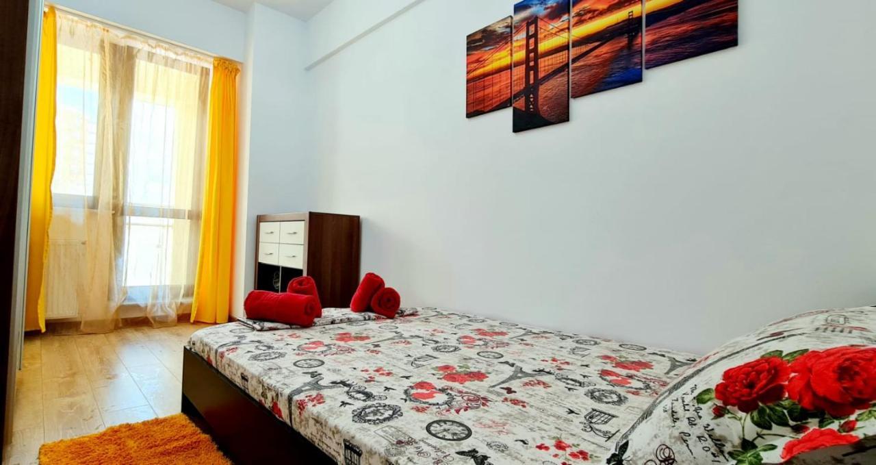 Red Accommodation Near Palas Mall ياش المظهر الخارجي الصورة